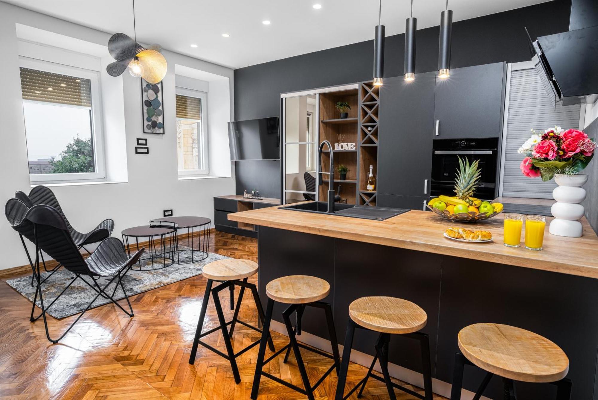 Atelier Apartments Риека Экстерьер фото