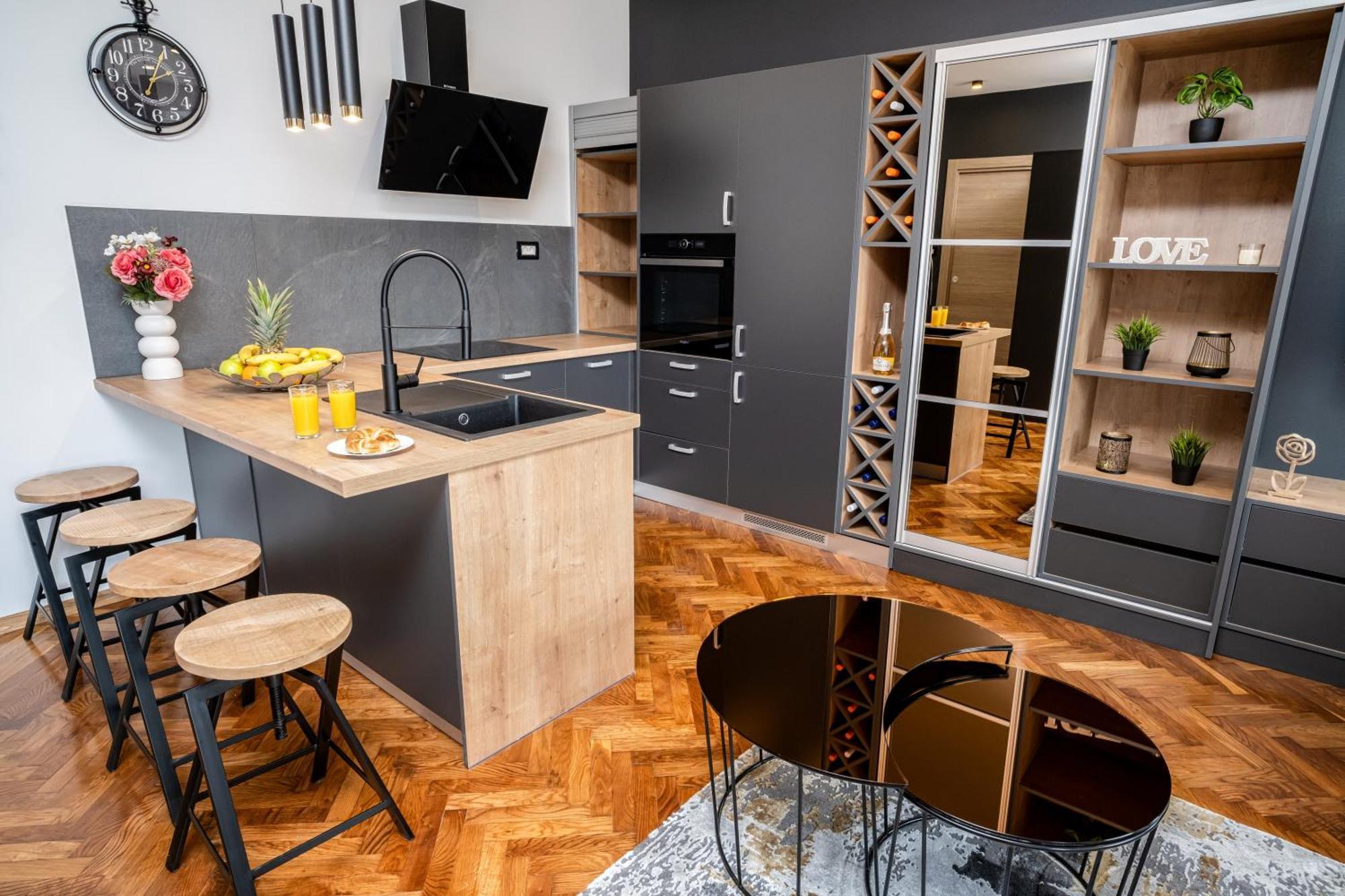 Atelier Apartments Риека Экстерьер фото
